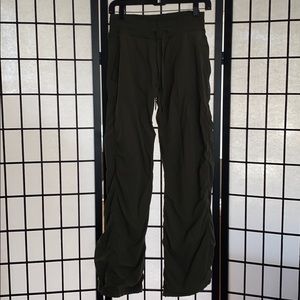 Lululemon lined dance pants